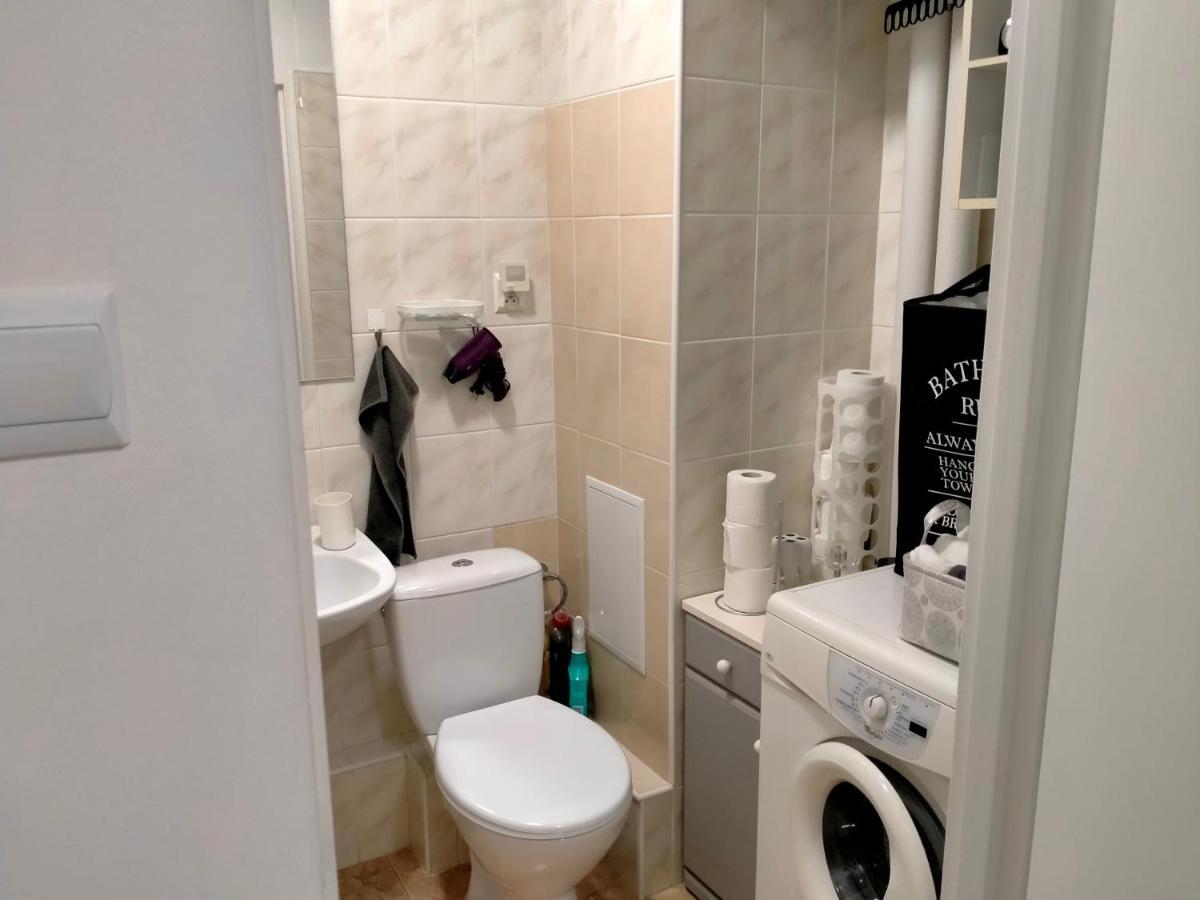 Apartament Niedaleko Plazy กดัญสก์ ภายนอก รูปภาพ